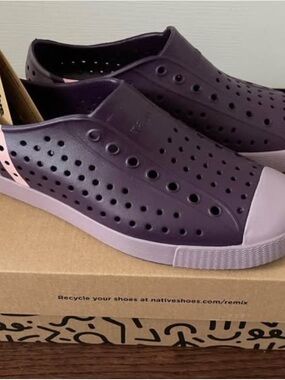 Native Jefferson Slip-On Sandals in Dark Purple with Light Purple Accents